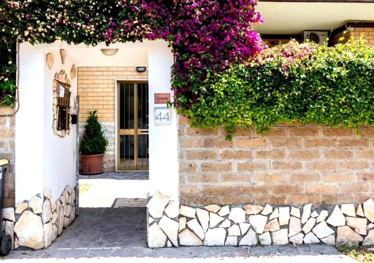 Premium Penthouse - Two-Bedroom Suite - Fiumicino Airport