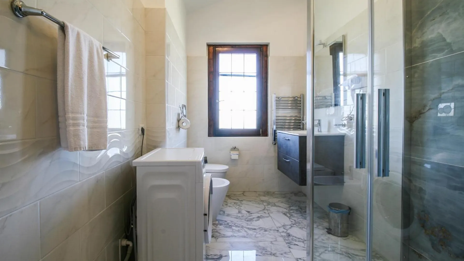 Premium Penthouse - Two-Bedroom Suite - Fiumicino Airport