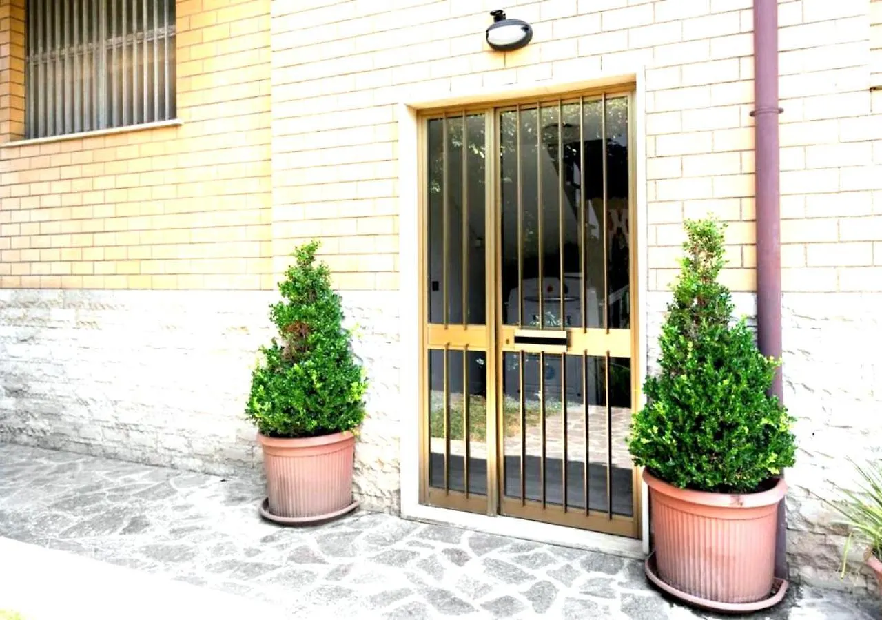 Premium Penthouse - Two-Bedroom Suite - Fiumicino Airport 0*,